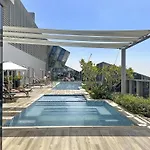 Vayk - Vibrant And Spacious 2Br Apartment In Business Bay